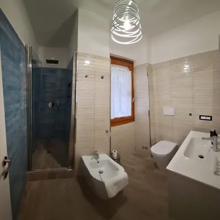 - Paradise Near Airport Fiumicino 度假居 *