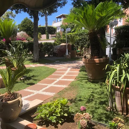 - Paradise Near Airport Fiumicino Дом отдыха *